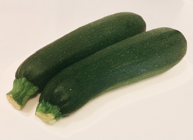 水分たっぷり、生食も可能なズッキーニ